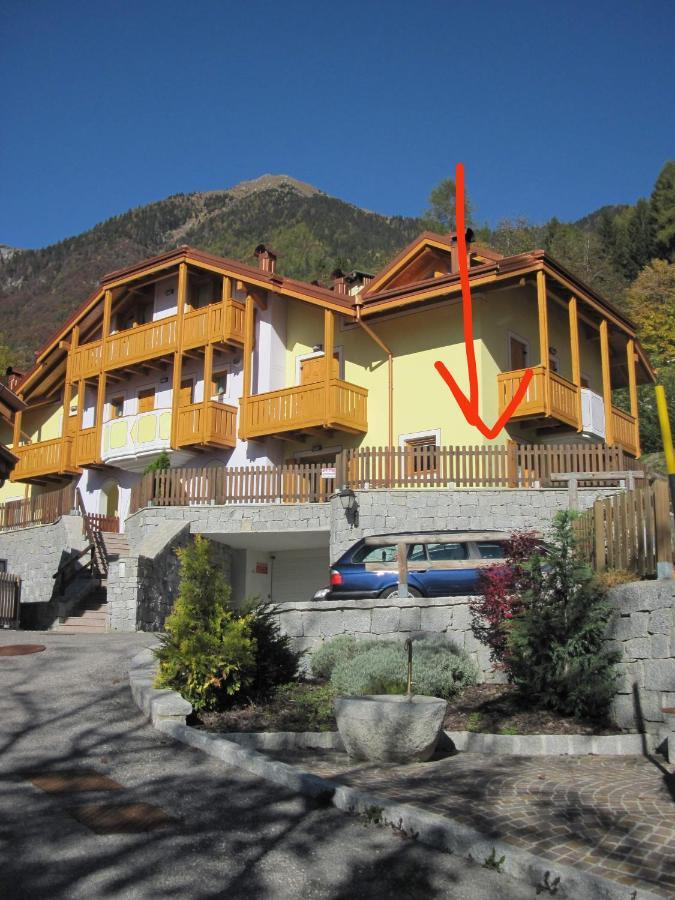 Le Balze Di Carisolo, Trilocale Con Giardino Exterior foto